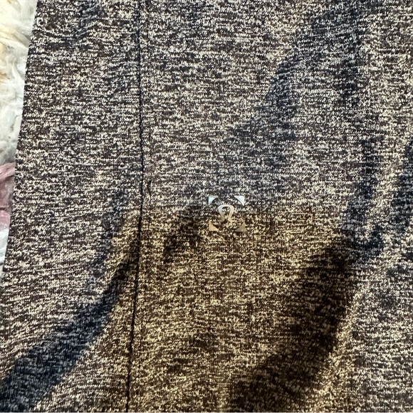 Lululemon men’s charcoal marled gray t-shirt S - Picture 3 of 3